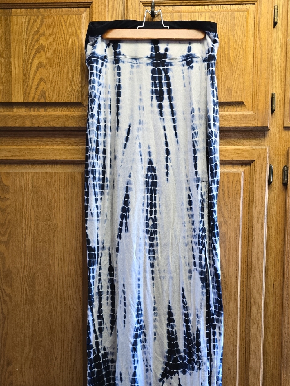 Athleta Marina Tie Dye Maxi Skirt SZ M Navy Blue Pull On High Rise Slit Casual